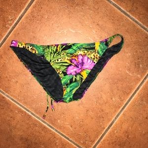 Victoria’s Secret bottoms